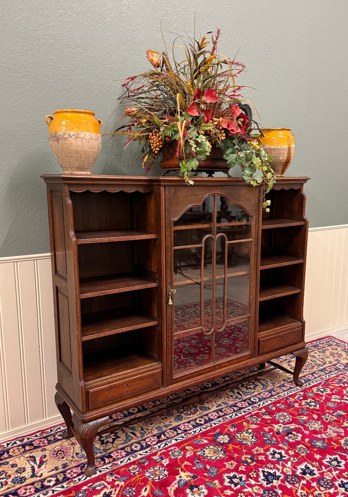 Antique English Bookcase Bookshelf Cabinet Glass Oak Queen Anne Legs 1920s-30s
