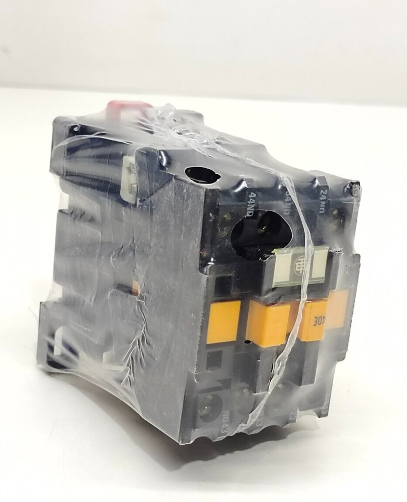 Telemecanique CA2-DN140 Contactor (FREE SHIPPING)