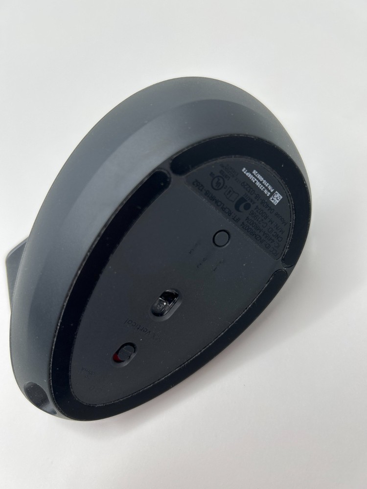 Logitech MX Vertical Advanced Bluetooth Ergonomic Mouse Graphite (READ!!!)