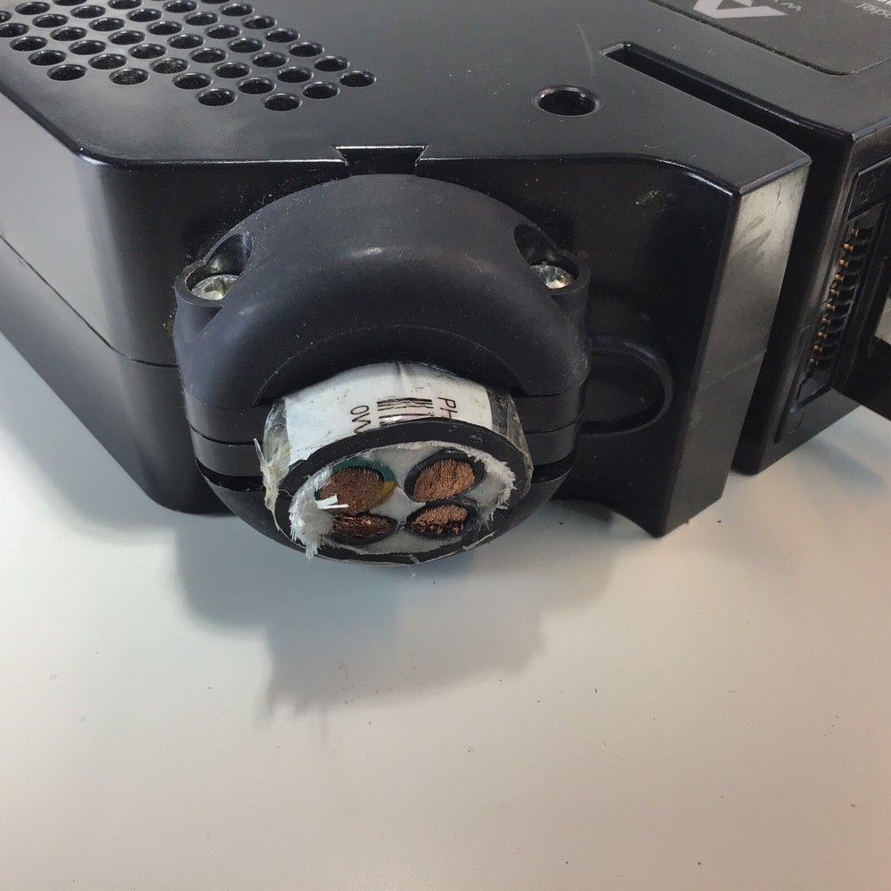 PDM3460IEC309-440 Power Module--CORD REMOVED--USED