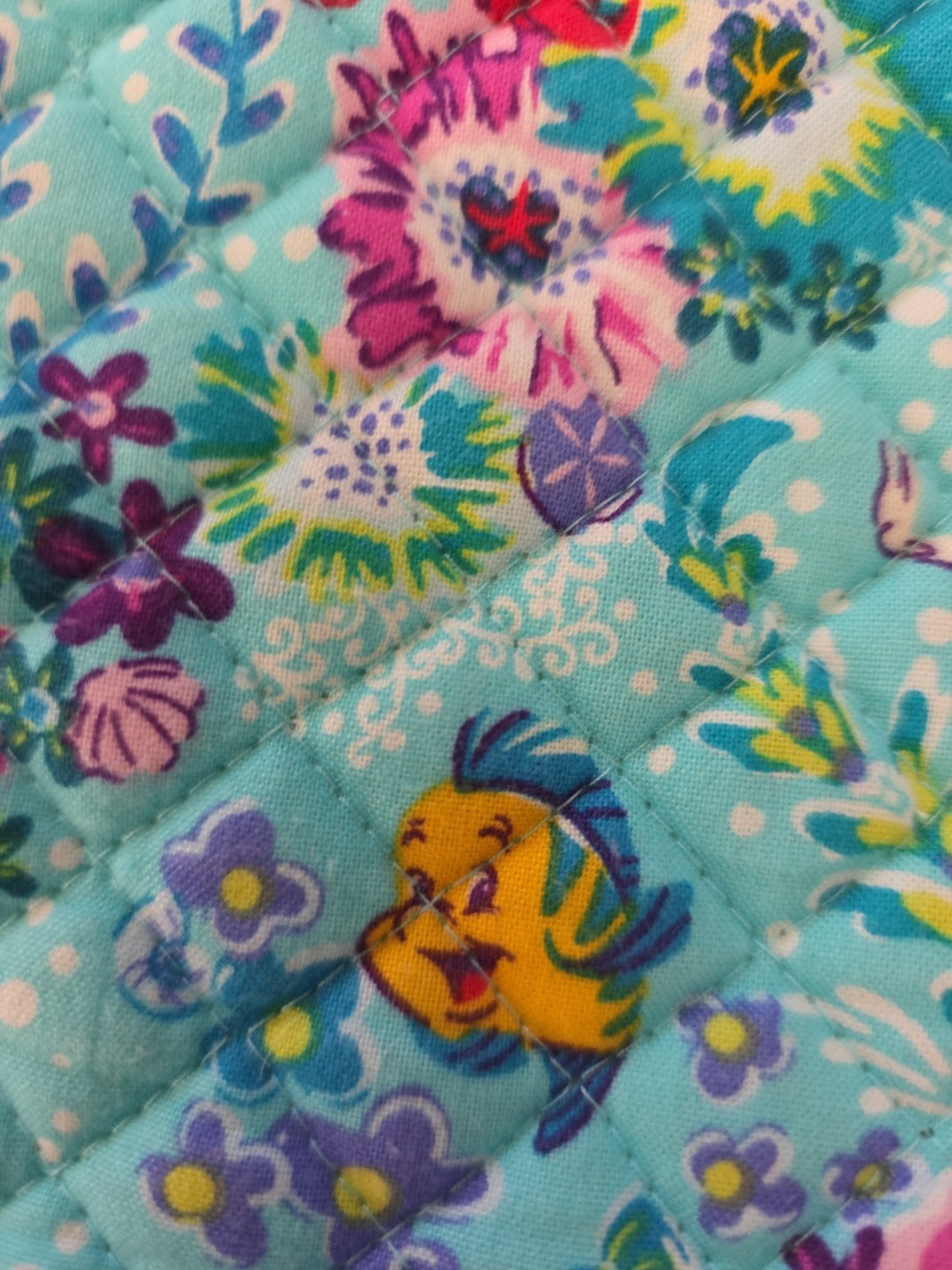 Vera Bradley Disney Bucket Bag-Little Mermaid lightweight quilted crossbody