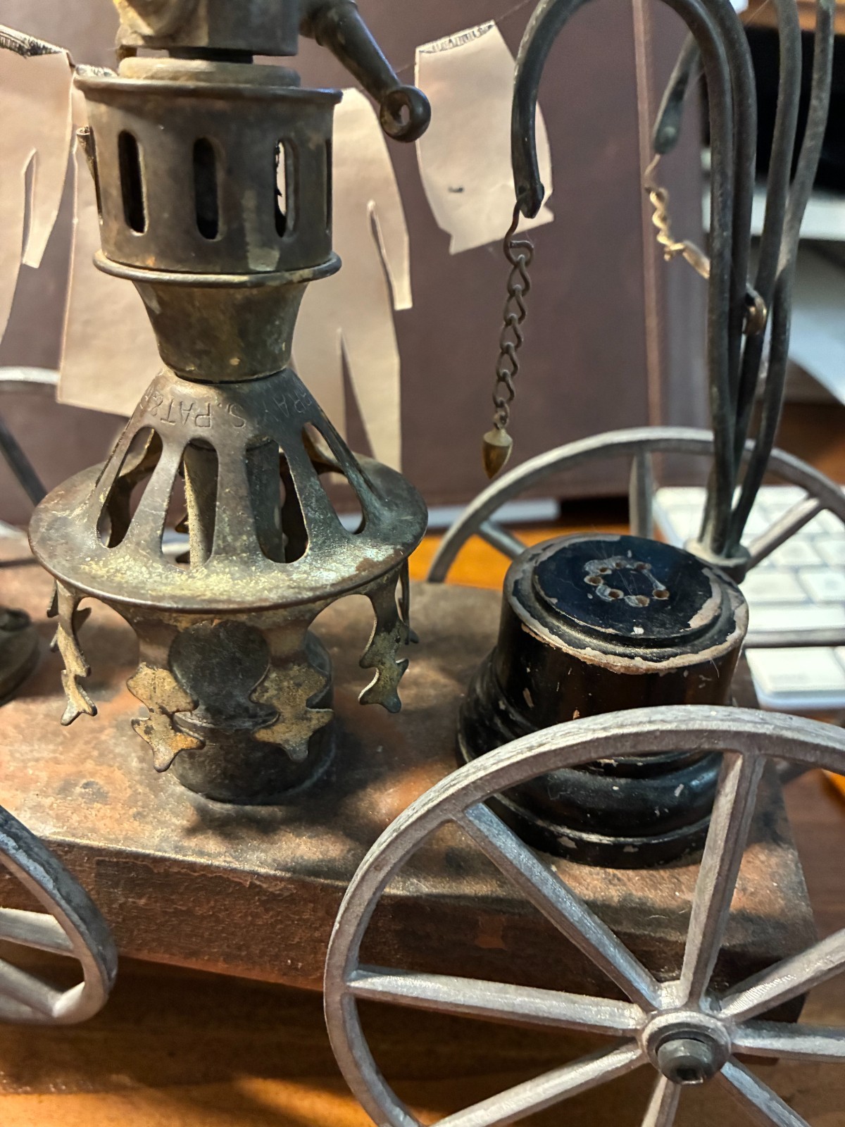 Roger Wood Clockwerks Artisan Steampunk Numbered Laundry Clothesline Theme Clock