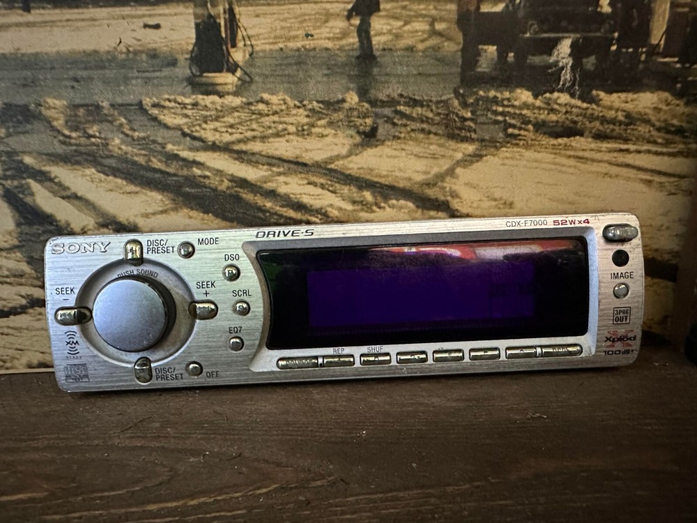 cdx-f7000 FACEPLATE only