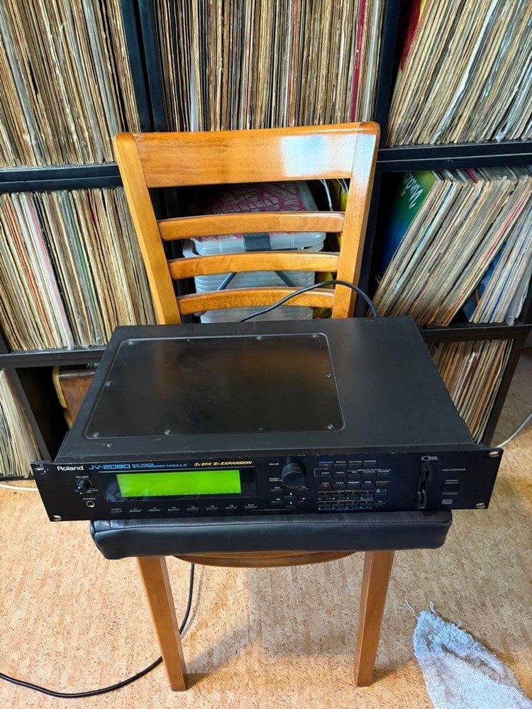 Roland JV-2080 335566