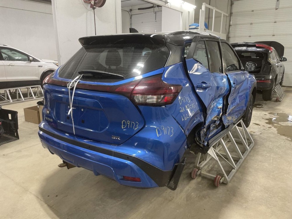 Complete Console Front Floor Fits 18-21 KICKS 1031027