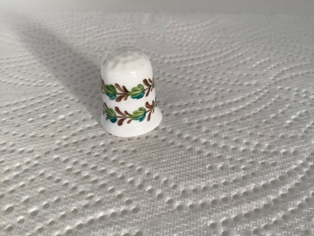 Vintage Bone China Thimble. Green & brown wreath pattern