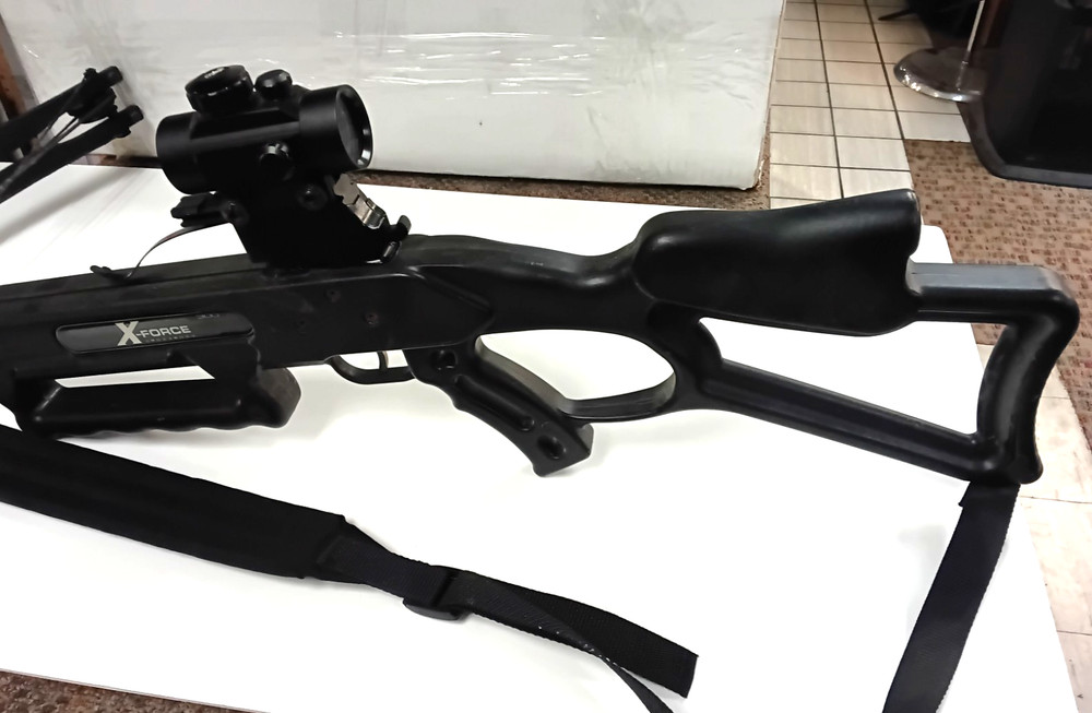 Crossbow X-Force 300 W/ Scope - Local Pick Up Only
