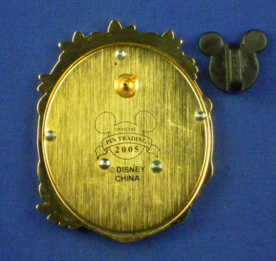 Tinker Bell Sitting Spring Collection Pin # 38125
