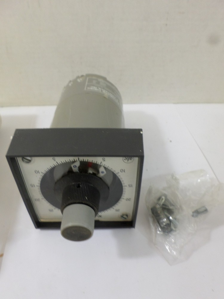 New Surplus Automation Timing And Controls 306E016A00PX 120v