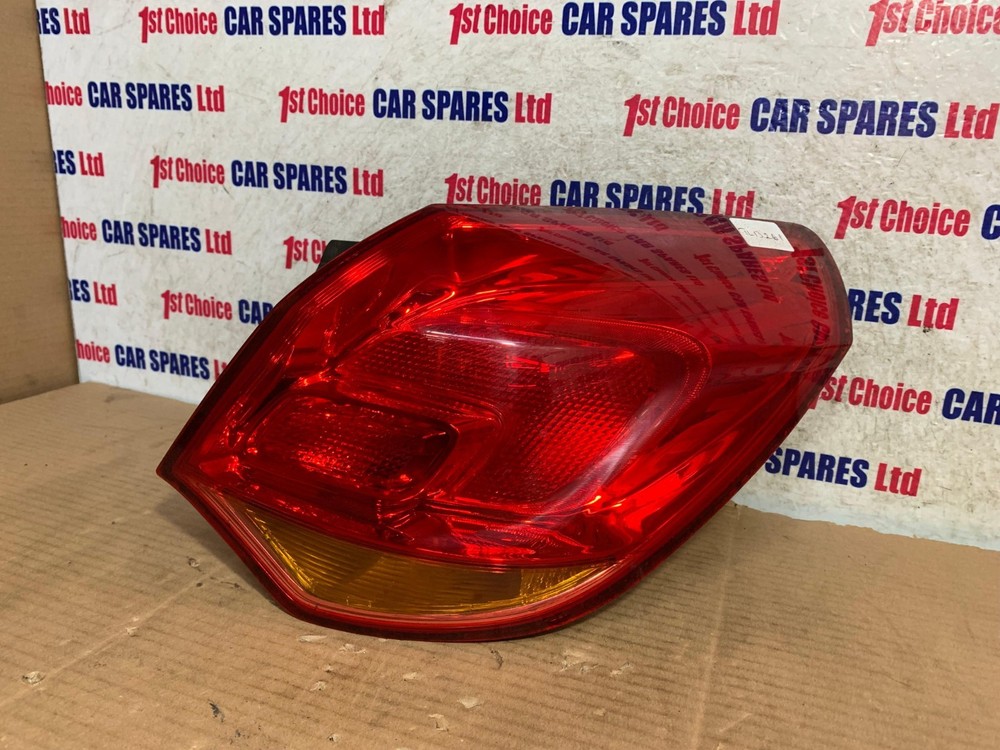VAUXHALL ASTRA HATCHBACK 5DR MK6 2011 DRIVER SIDE OUTER REAR TAIL LIGHT LAMP
