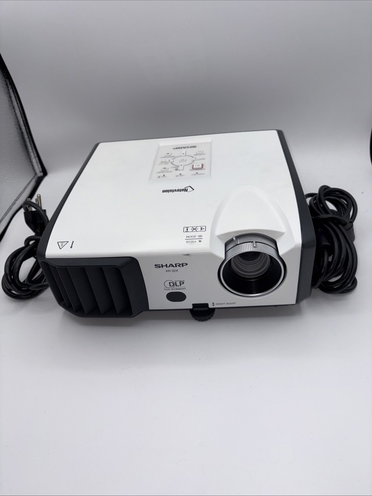 Sharp XR-32X DLP Multimedia Projector - Original Box