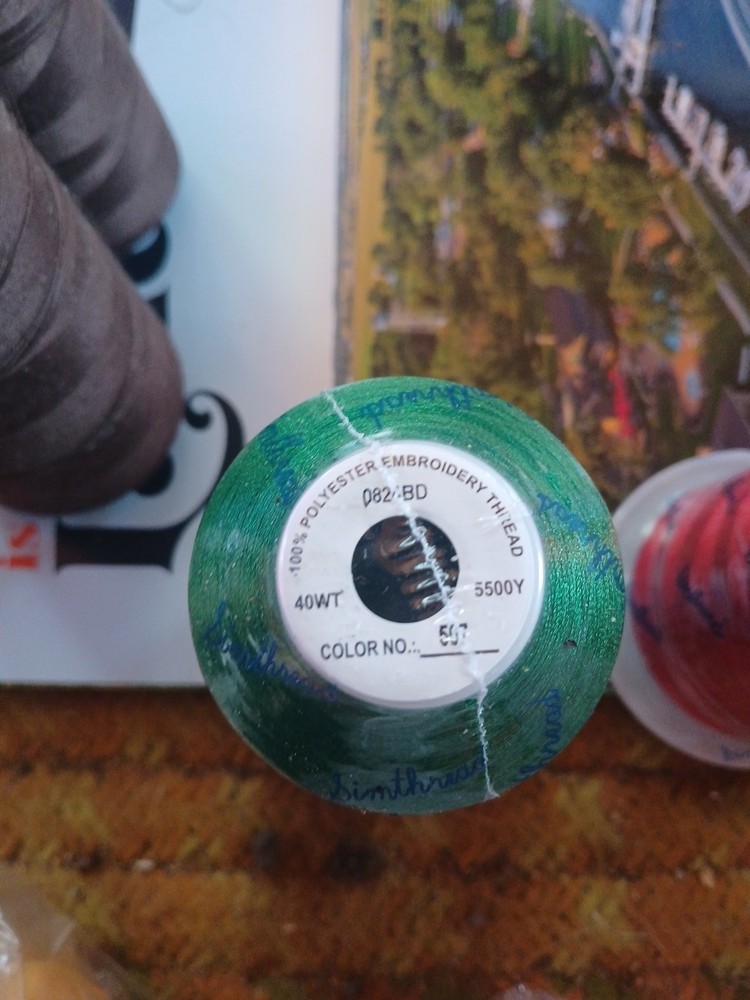 2 Spools Simthread Red Green Embroidery Thread ((Sealed)