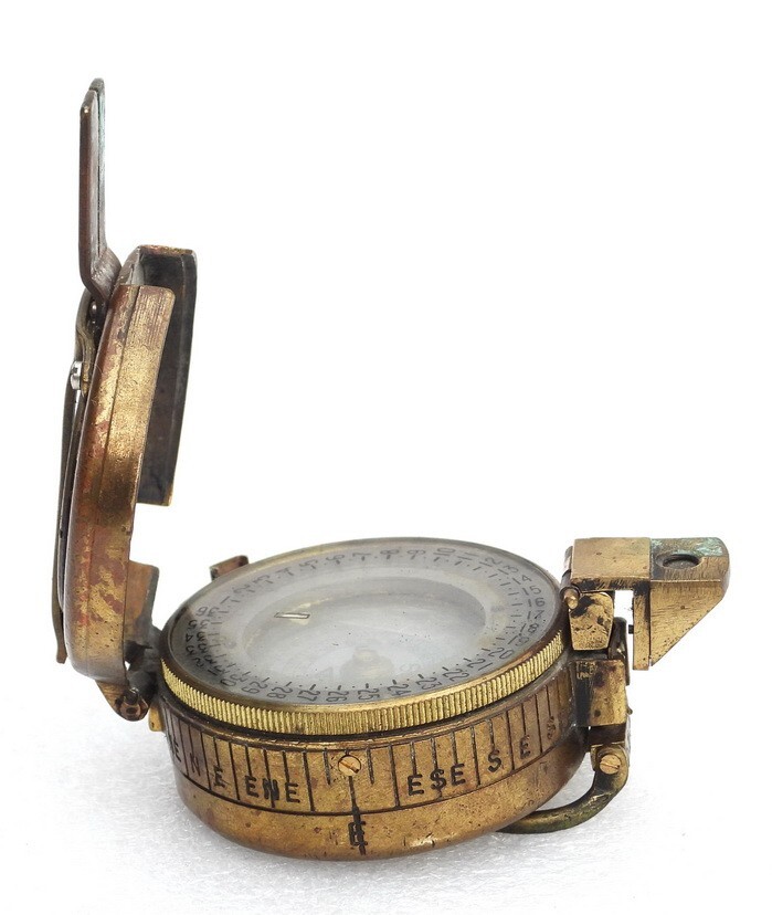 VINTAGE BRITSH PRISMATIC POCKET MARCHING NAVIGATION COMPASS LIQ MK 3A