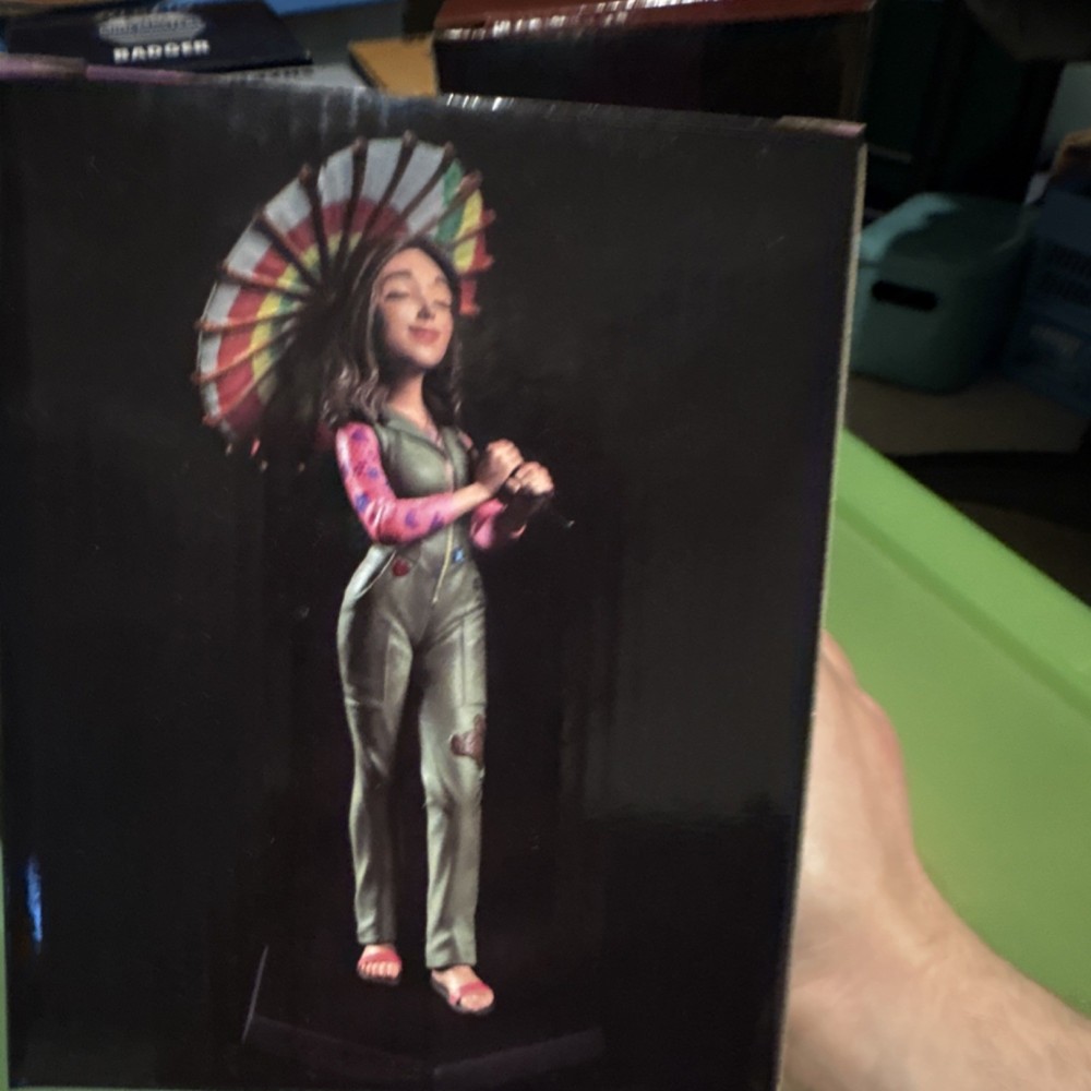 Qm, mini masters firefly figure set