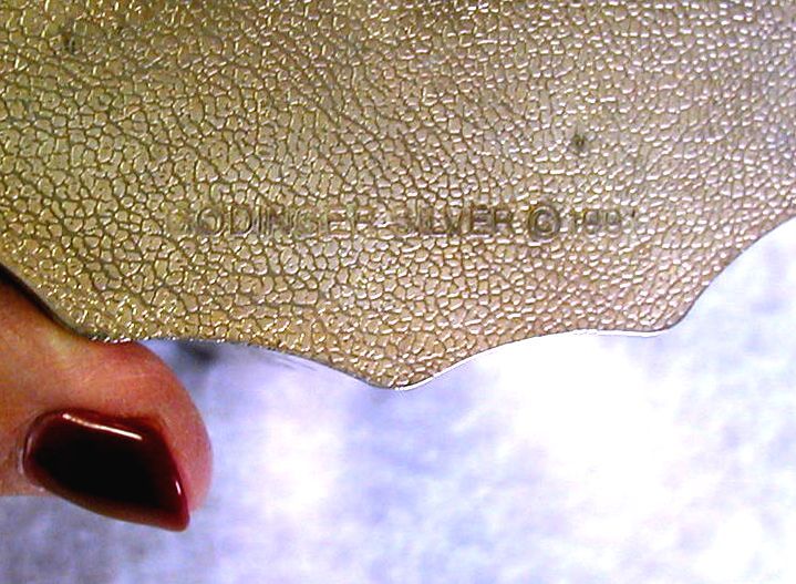 Oval Trinket Box GODINGER SILVER 1991 RED VELVETEEN LINING & PINEAPPLE HANDLE