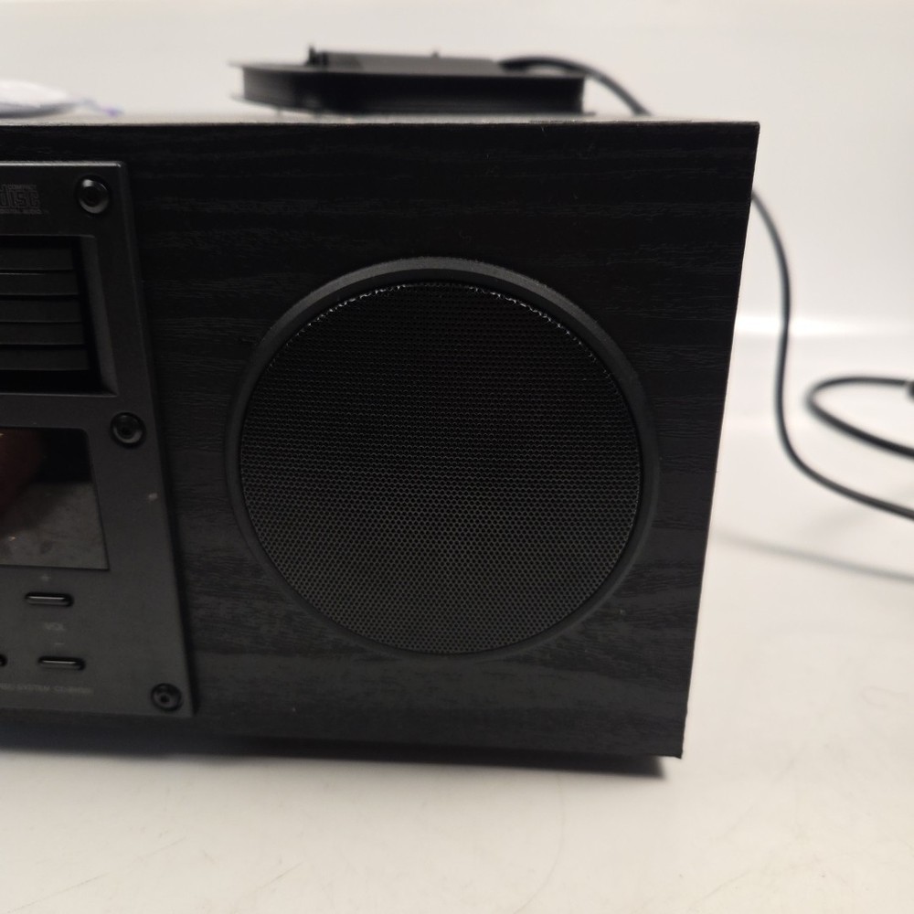 Sharp Compact Disc Stereo 5 CD Changer CD-BH350 AM/FM Bluetooth USB