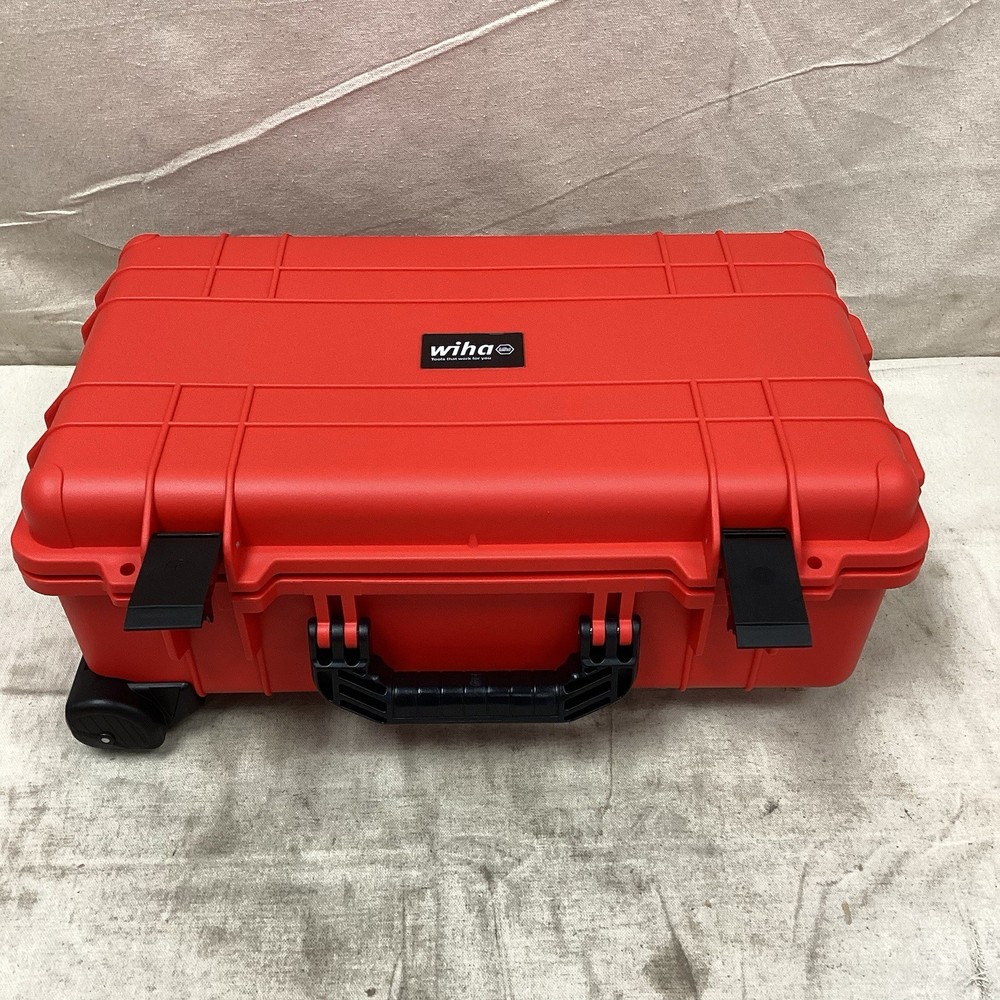 WIHA 32801 Master Tool Set Insulated 111Pcs Rolling Tool Case