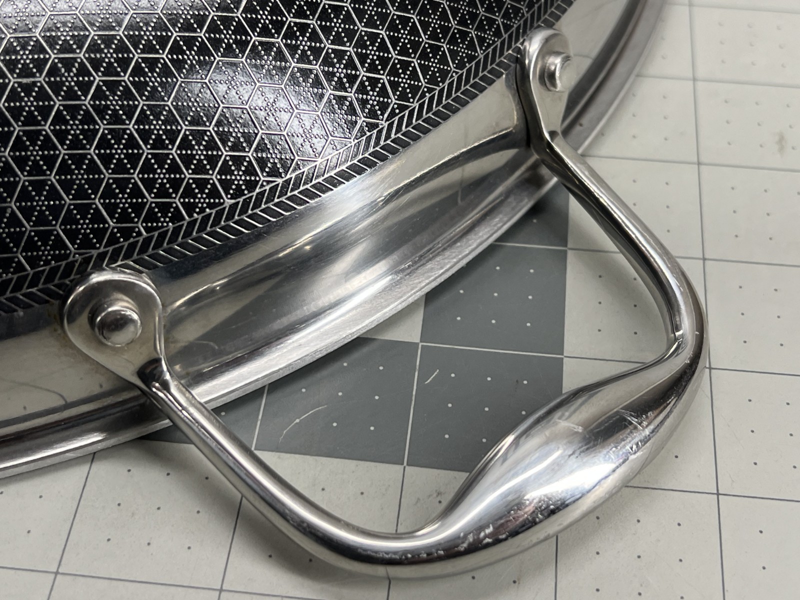 HexClad Hybrid Nonstick 14" Frying Pan, No Lid - Used