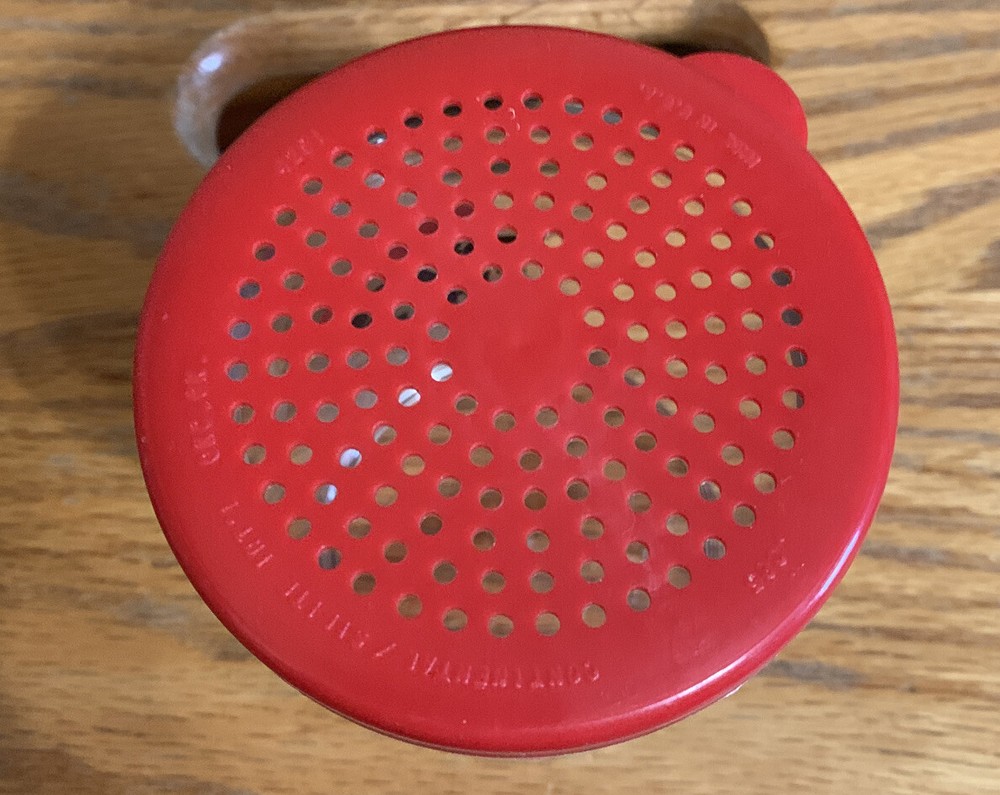 Pizza Hut Cheese Or Red Pepper Plastic Shaker