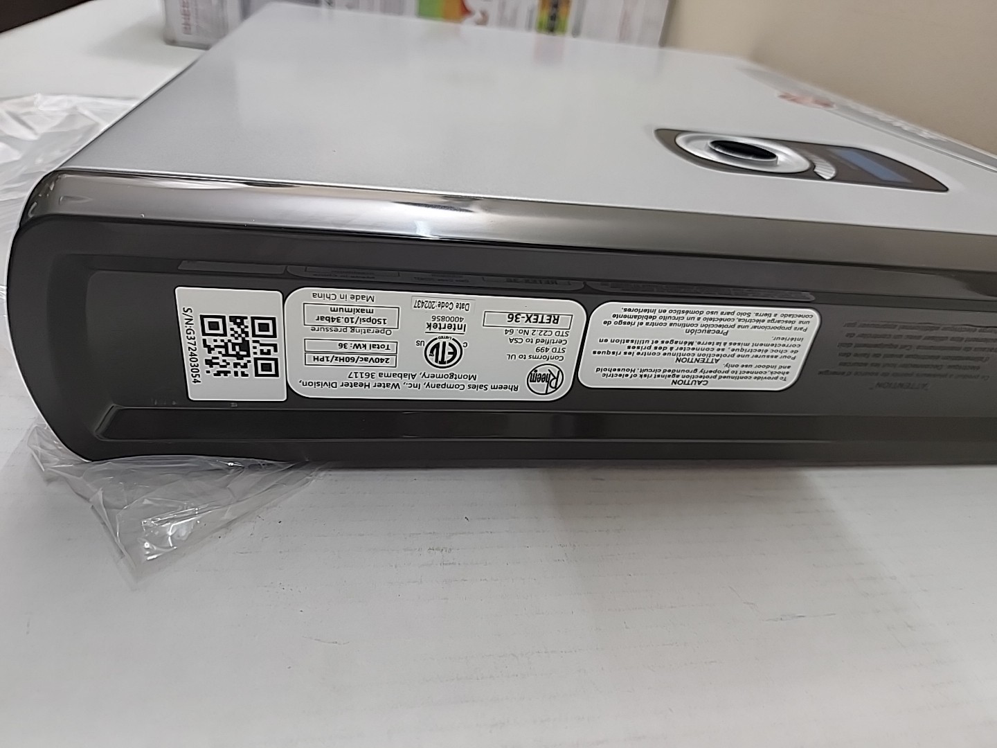 Rheem Performance 36 kW 240V Self-Modulating Electric Tankless Water Heater