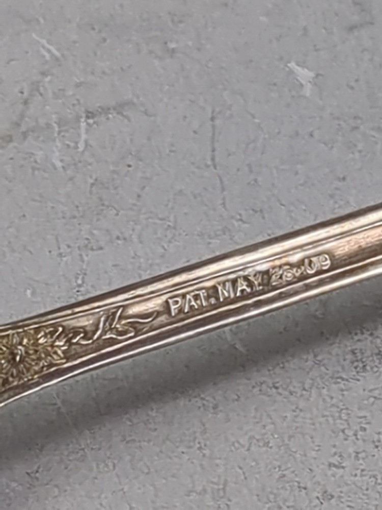 Vintage Rogers Bros Silverplate Flatware Lot Spoons Forks Pie Server Mixed