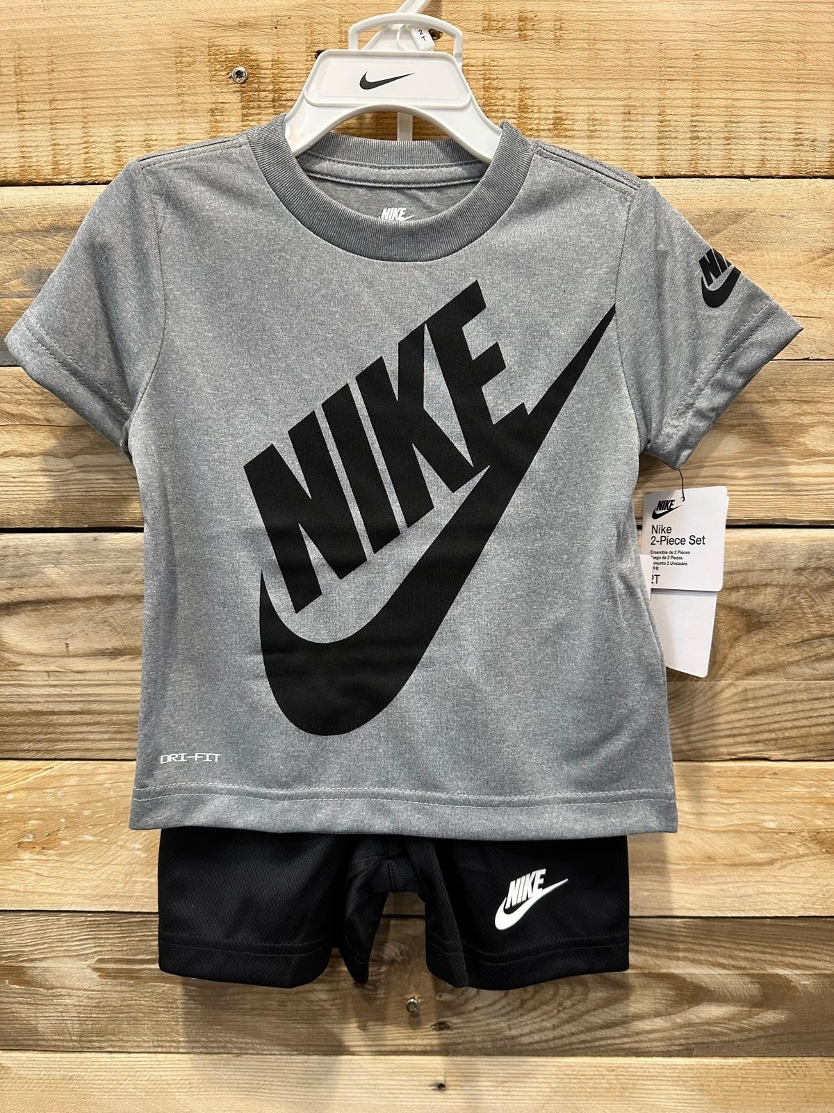 Nike Boy's 2-Piece Set Dri-Fit (66F024-023), Grey/Black, SH(S228T)