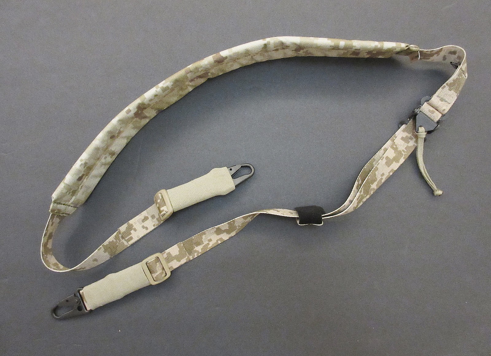 LBT AOR1 PADDED TWO-POINT RIFLE SLING 2500BZ LONDON BRIDGE TRADING DESERT DIGI