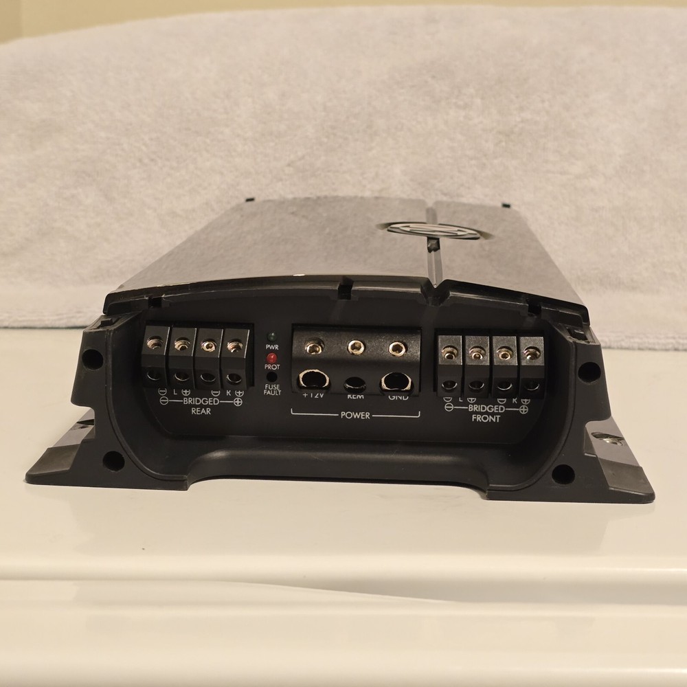 Memphis M Class 16-MCA2004 4-Channel Car Amplifier