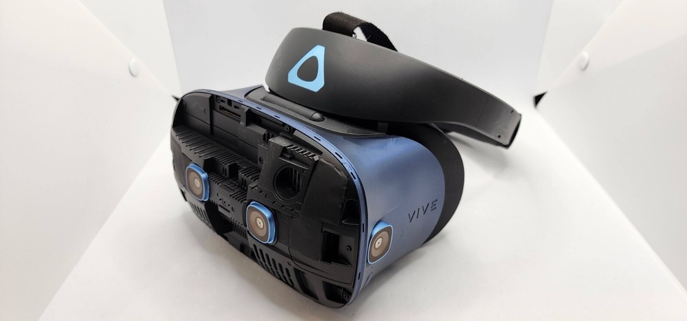 HTC VIVE Cosmos Headset ONLY - No Cables/Plate/Headphone
