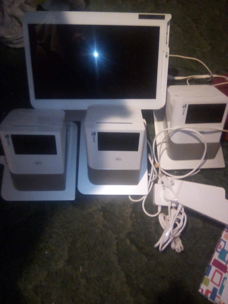 Clover Complete POS System with Terminal and 3 Peripherals for Business