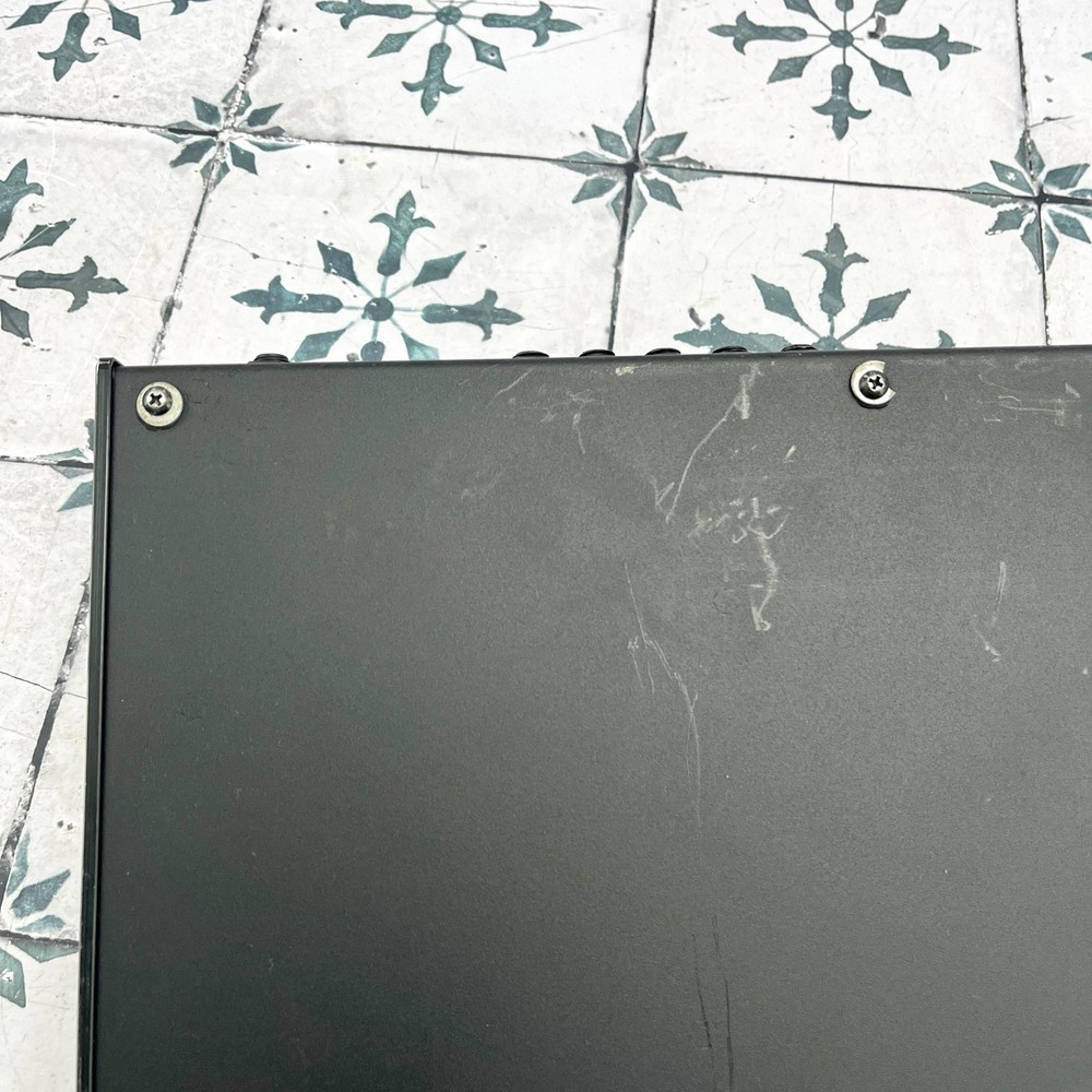 Used Fractal Audio AX8 Amp Modeler and Multi-FX Processor