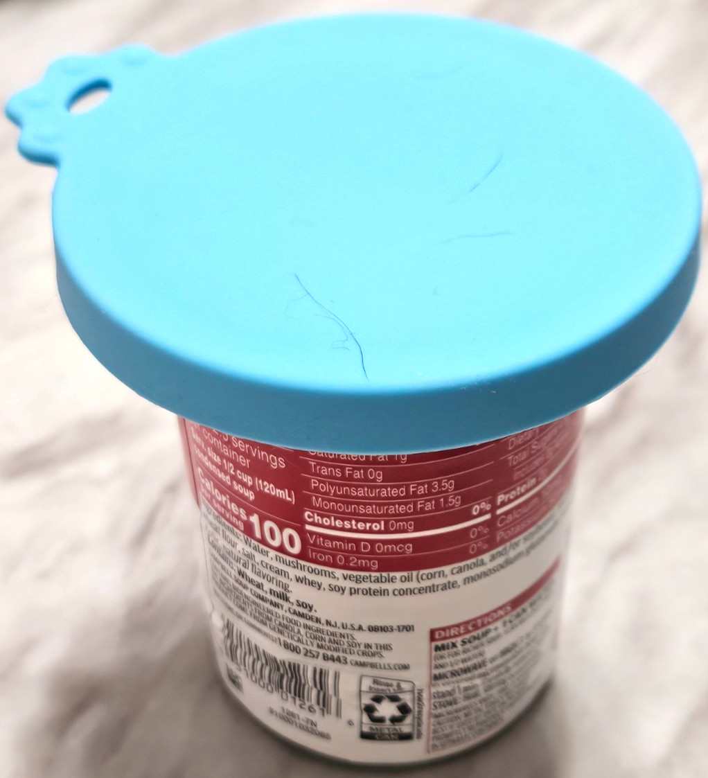 2 Pack Pet Food Can Covers Universal Can Lids Safe/Silicone Dogs Cats and more