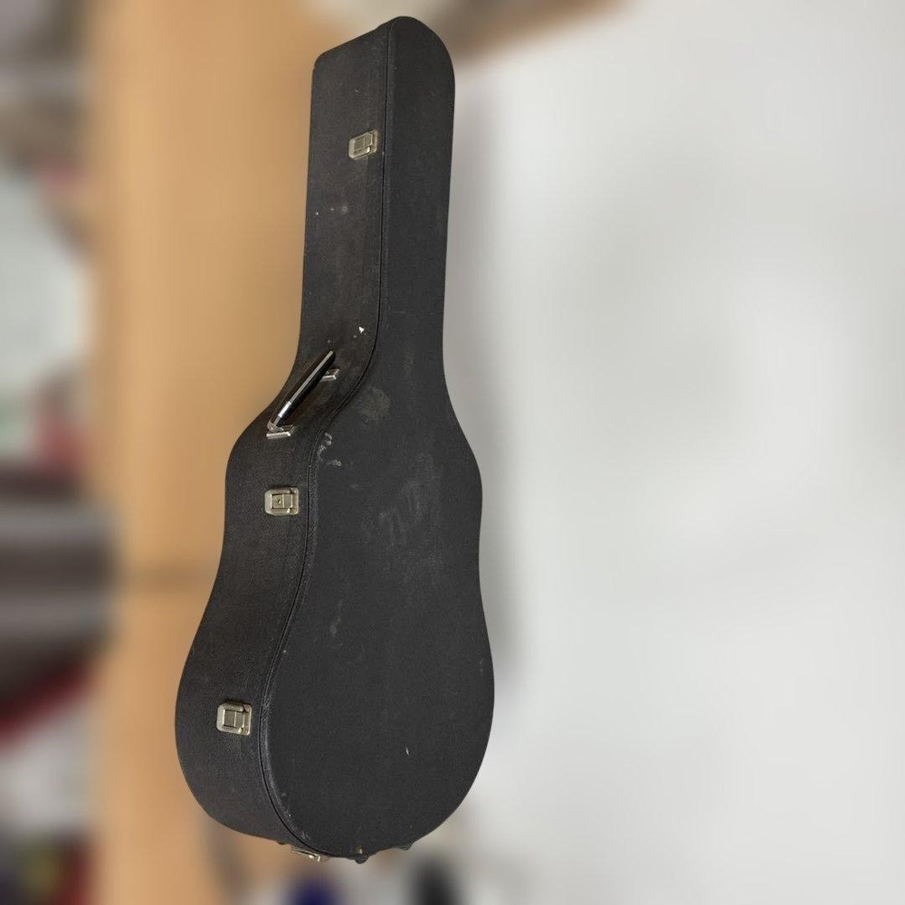 Yamaha C- Classical Guitar With Hard Case, Used, No Major Issues