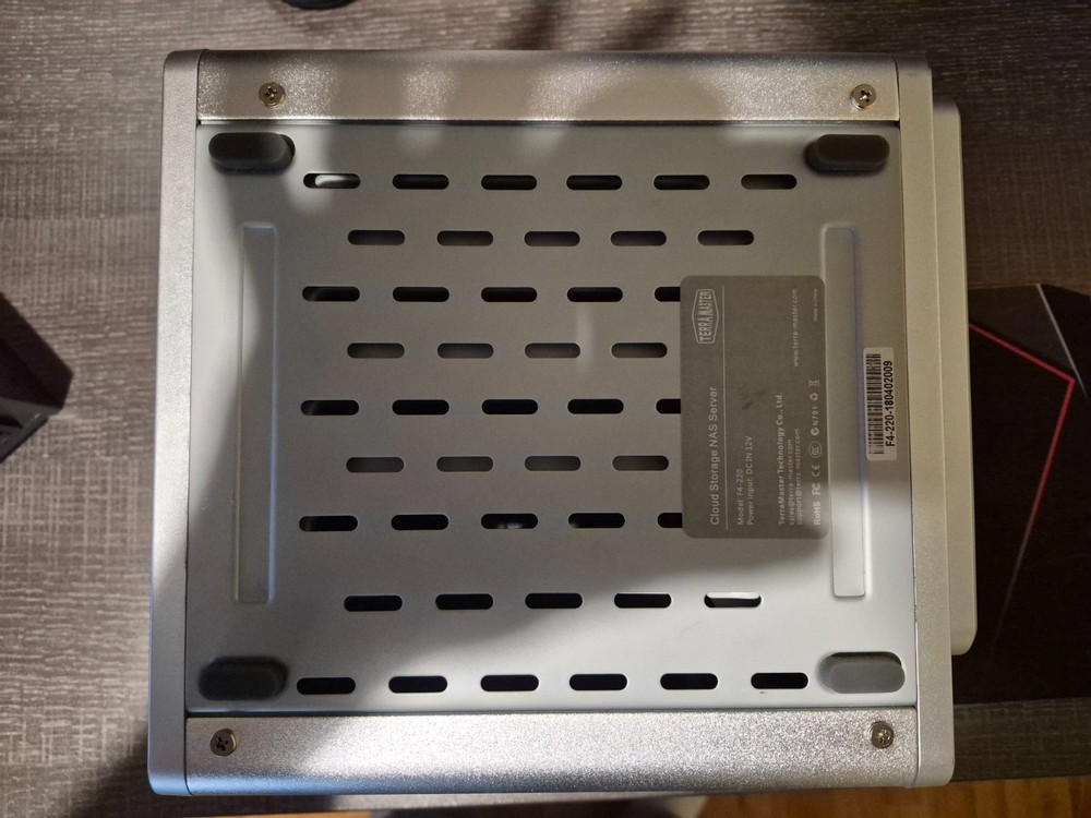 TerraMaster F4-220 Grey NAS