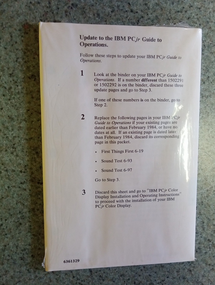 IBM PCjr Hardware Reference Library Guide to Operations 1983 First Edition. LOOK
