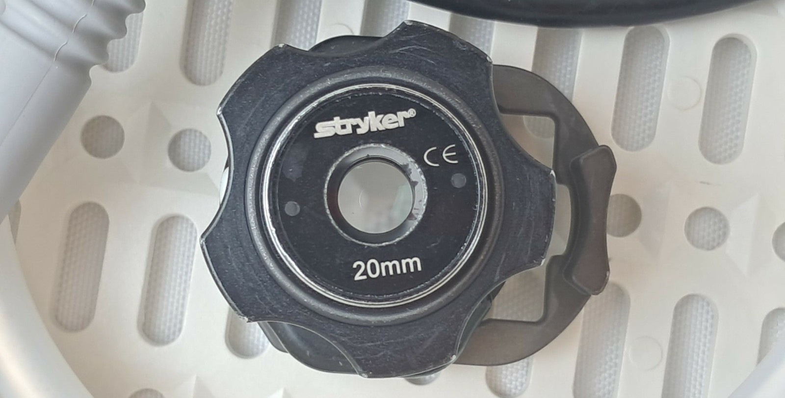 Stryker 1288 HD Camera Head & Coupler w/ Clear Case Light Cable & Case w/ Lid