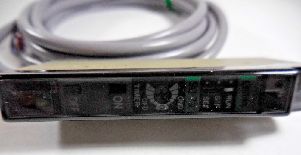 SunX SU-79 Slim Body Auto-Sensitivity Setting Photoelectric Sensor