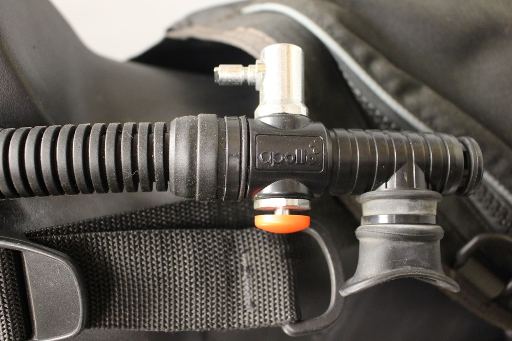 Apollo Prestige 2000 BCD Scuba Vest - Size Large - Used