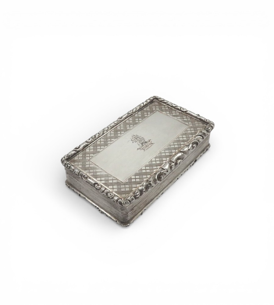 ANTIQUE VICTORIAN STERLING SILVER SNUFF BOX 1845