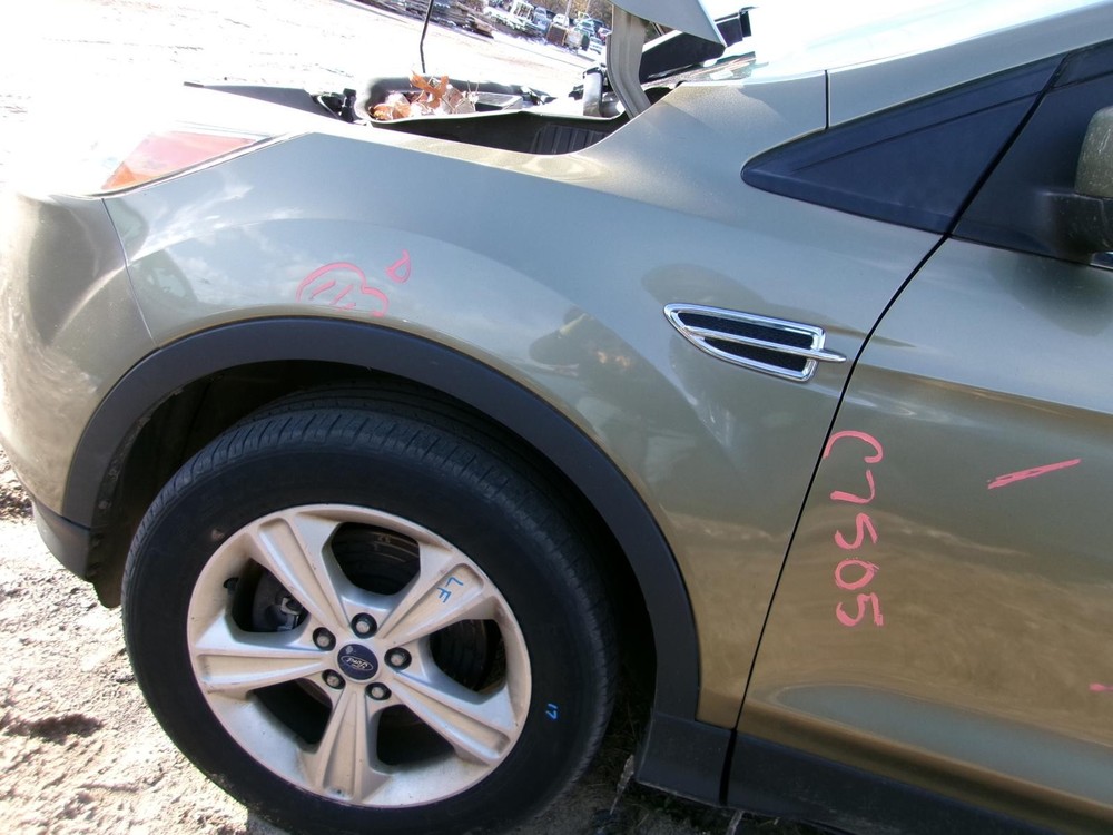 Used Transfer Case Assembly fits: 2013 Ford Escape Grade B