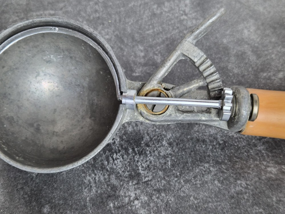 Vintage Progressus Stainless Ice Cream Scooper with Orange BAKELITE Handle