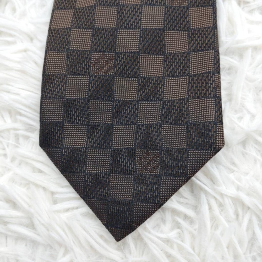 Louis Vuitton luxury silk tie Damier pattern dark brown