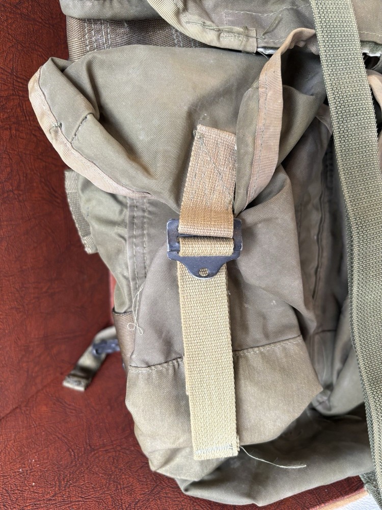 US Army Military Combat Field Pack Backpack With Frame Medium