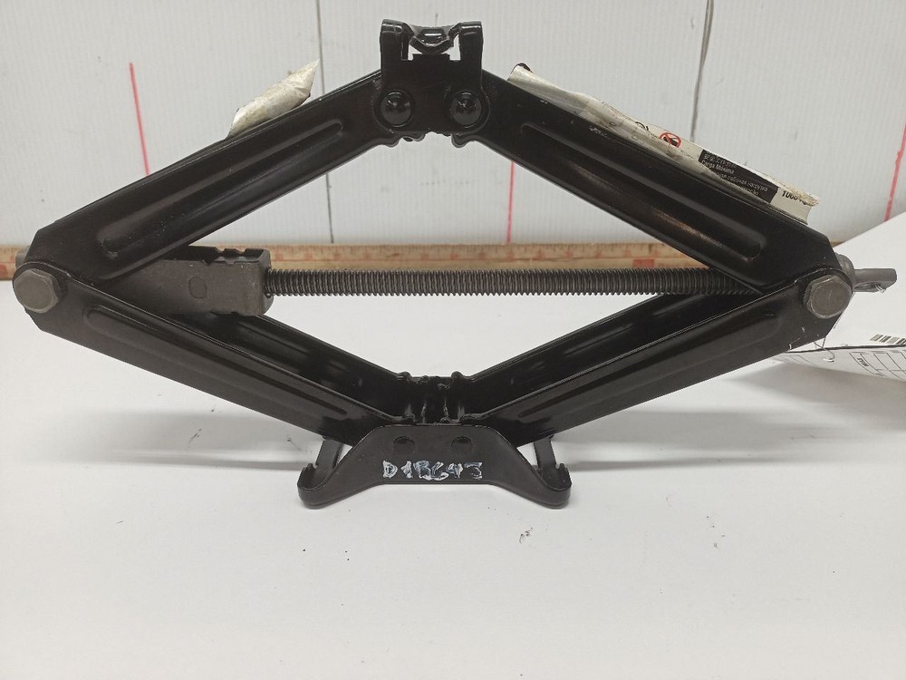 2016 VOLT Jack and Spare Tire Tools 12765362