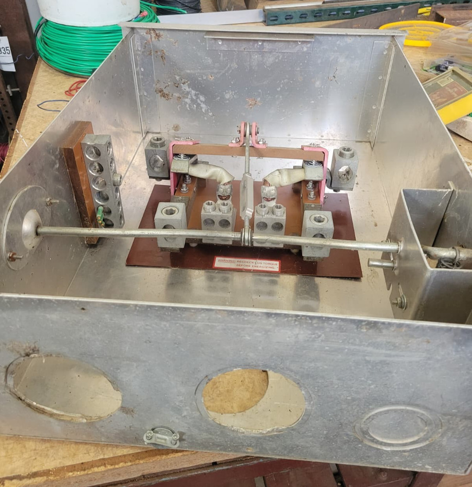 Ronk METER-RITE 7406 Double Throw Transfer Switch Grade Level Generator