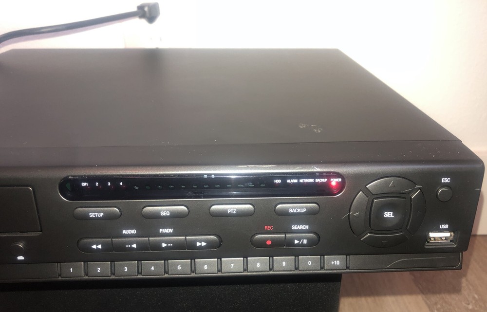 Super Circuits Black BLK-DH200400DH Channel Security DVR