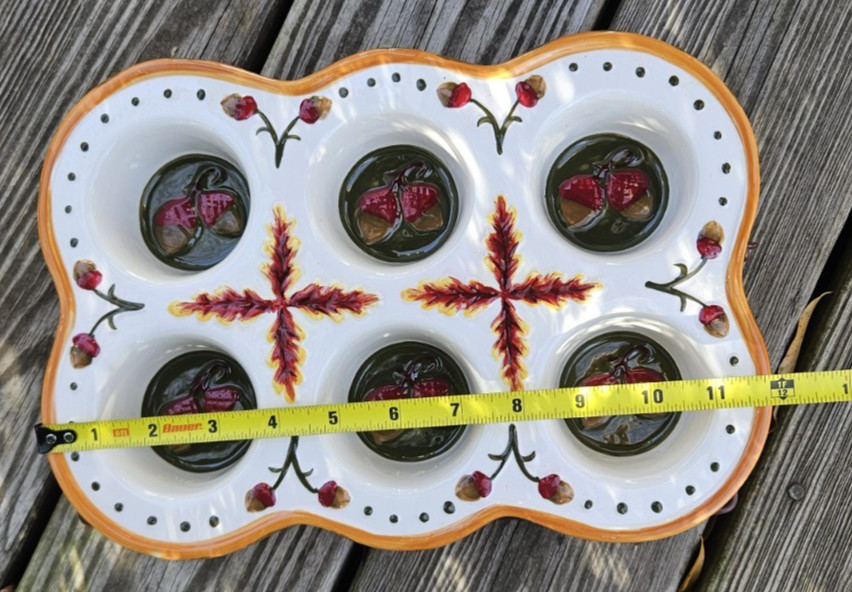 2011 Temptations Ovenware Fall Harvest Muffin Pan with Wire Cooling Rack FREESHP