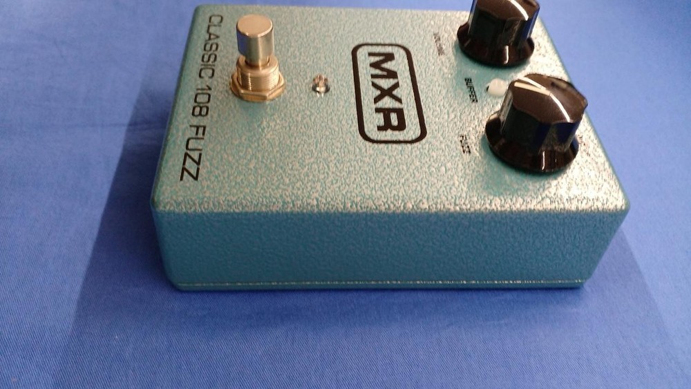 MXR CLASSIC 108 FUZZ EFFECTOR 854036
