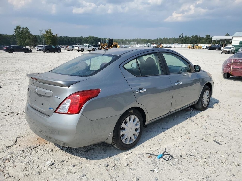 VERSA 2013 Glove Box 4871292