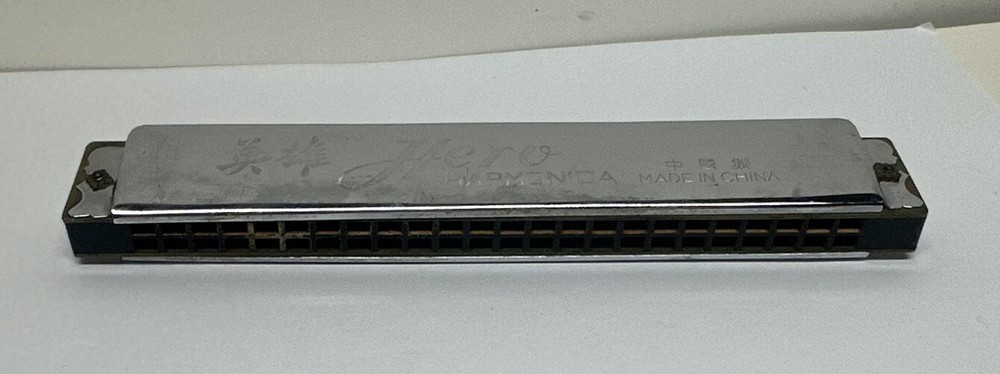 Vintage Hero Harmonica